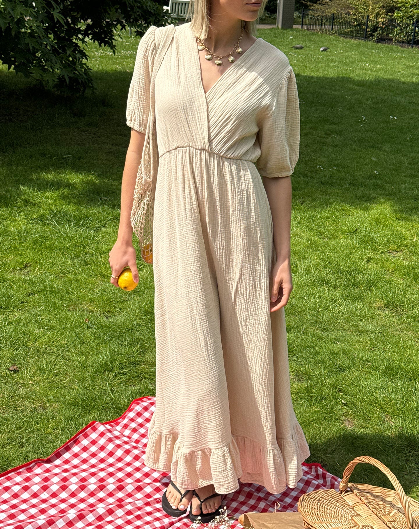 Mousseline maxi short sleeve dress sand